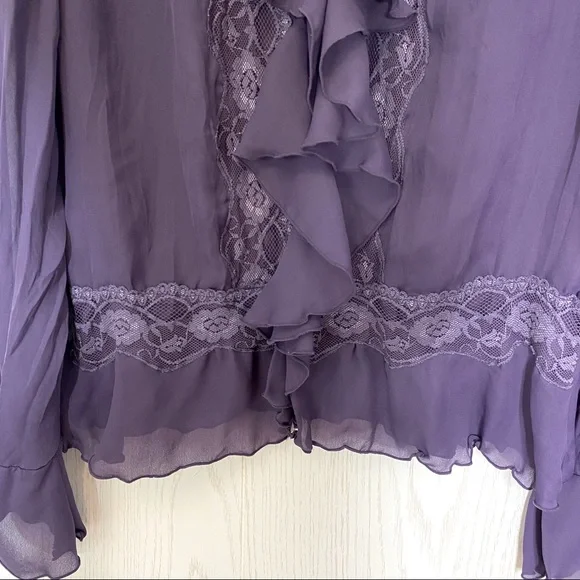 Vintage Purple Lace Ruffle Button Up Top with Bell Sleeves Size Small - Picture 3 of 7